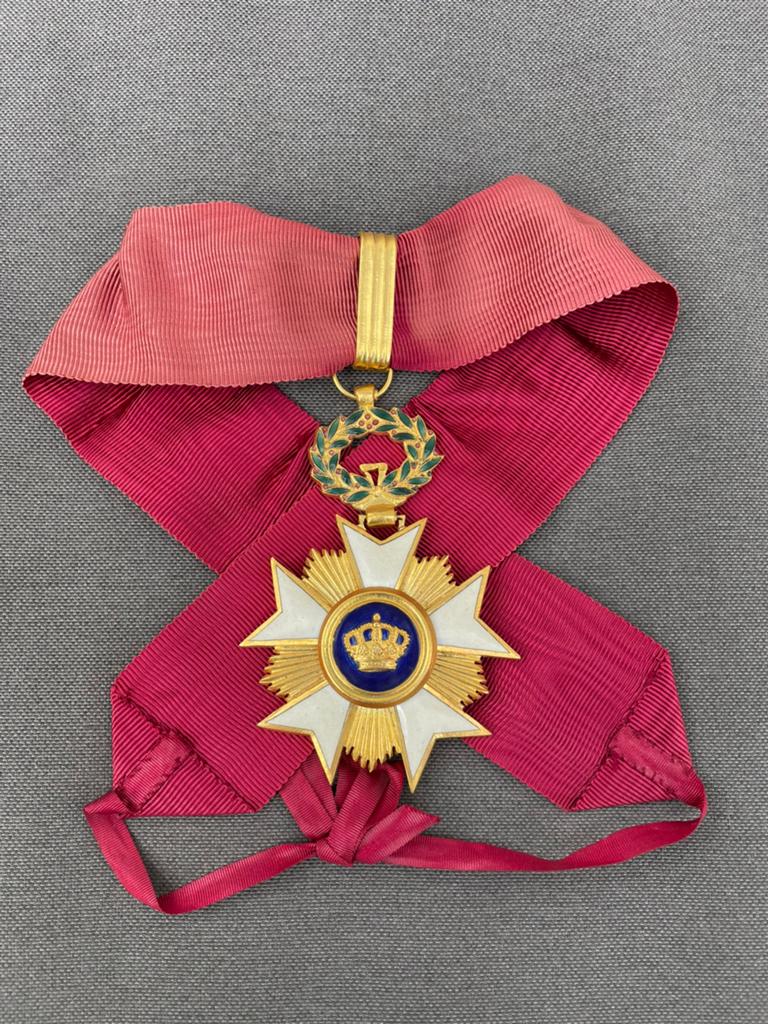 Commandeur de l'Ordre de la Couronne, Collections, Enlèvement ou Envoi