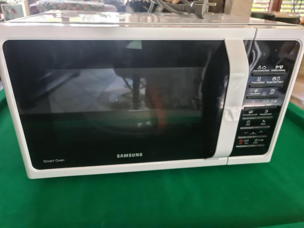 Four micro-ondes Samsung récent, Enlèvement, Four, Micro-ondes