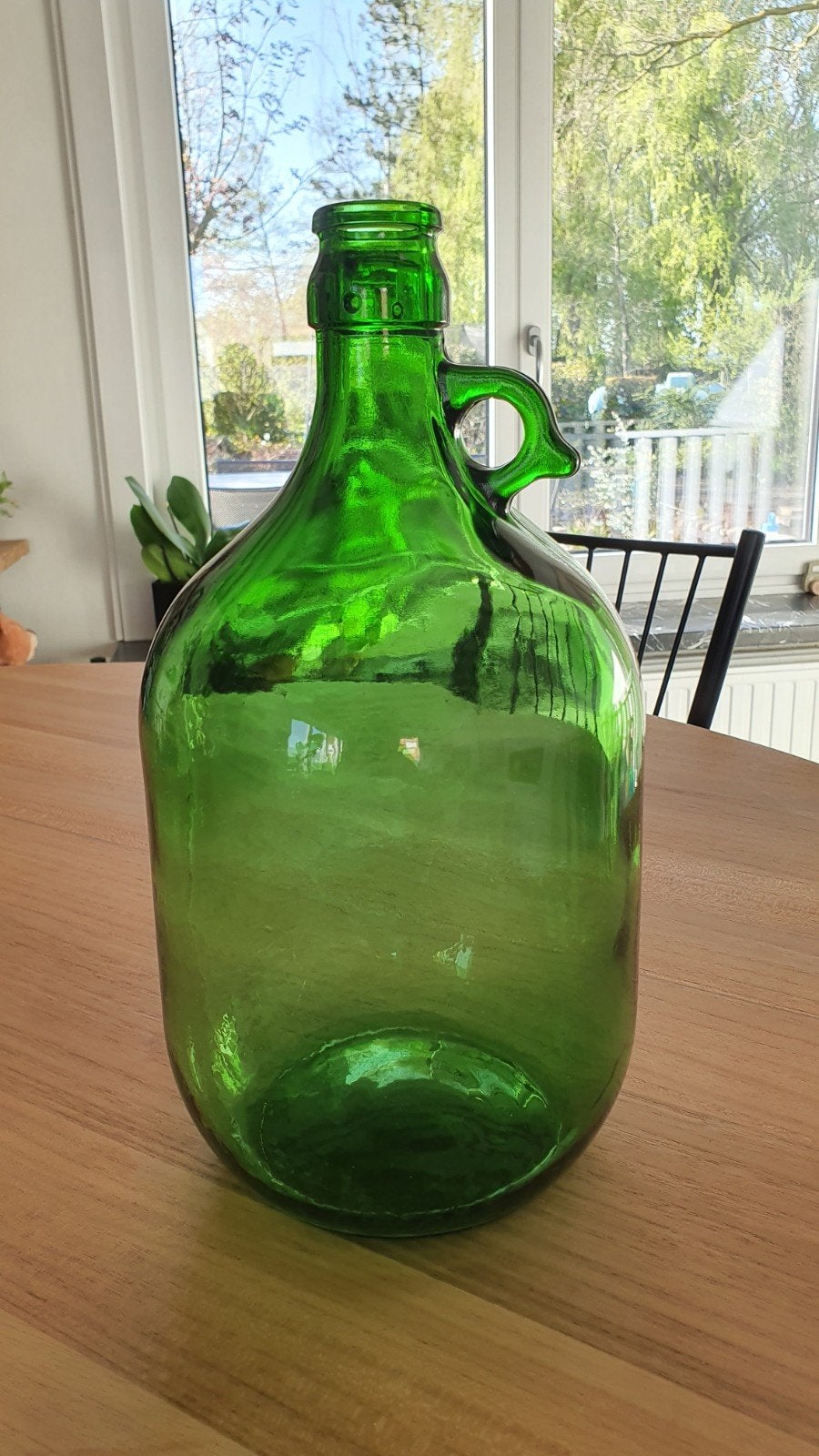 Decoratieve Dame Jeanne vintage groene gistfles, Huis en Inrichting, Woonaccessoires | Vazen, Ophalen