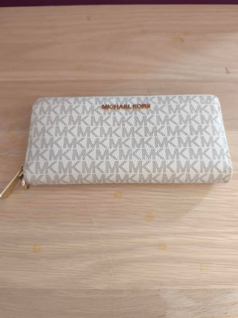 Portefeuille Michael Kors beige monogrammé luxe chic, Enlèvement, Beige