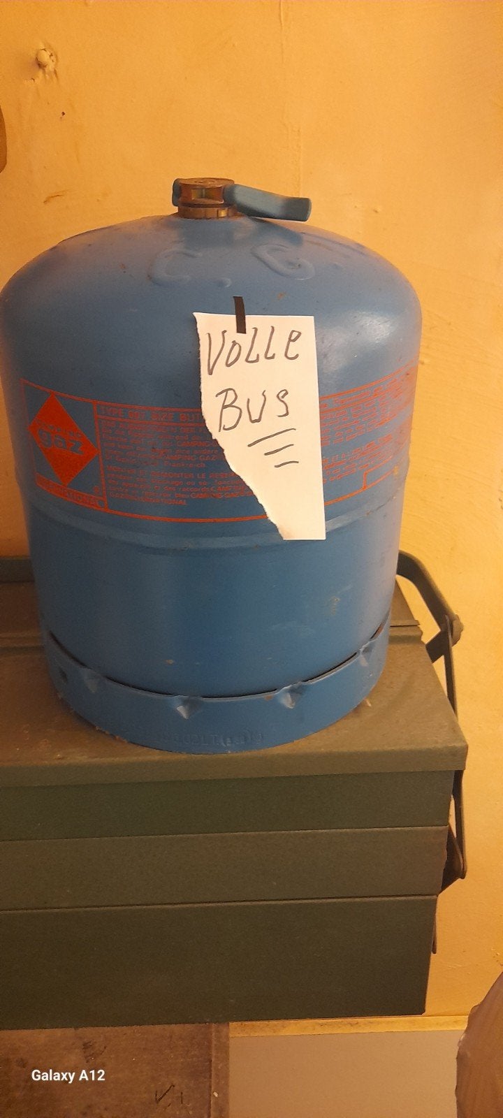 Gazbusjes voor camping of onkruit of Roefing ENZ .(MOET WEG), Ophalen, Zo goed als nieuw