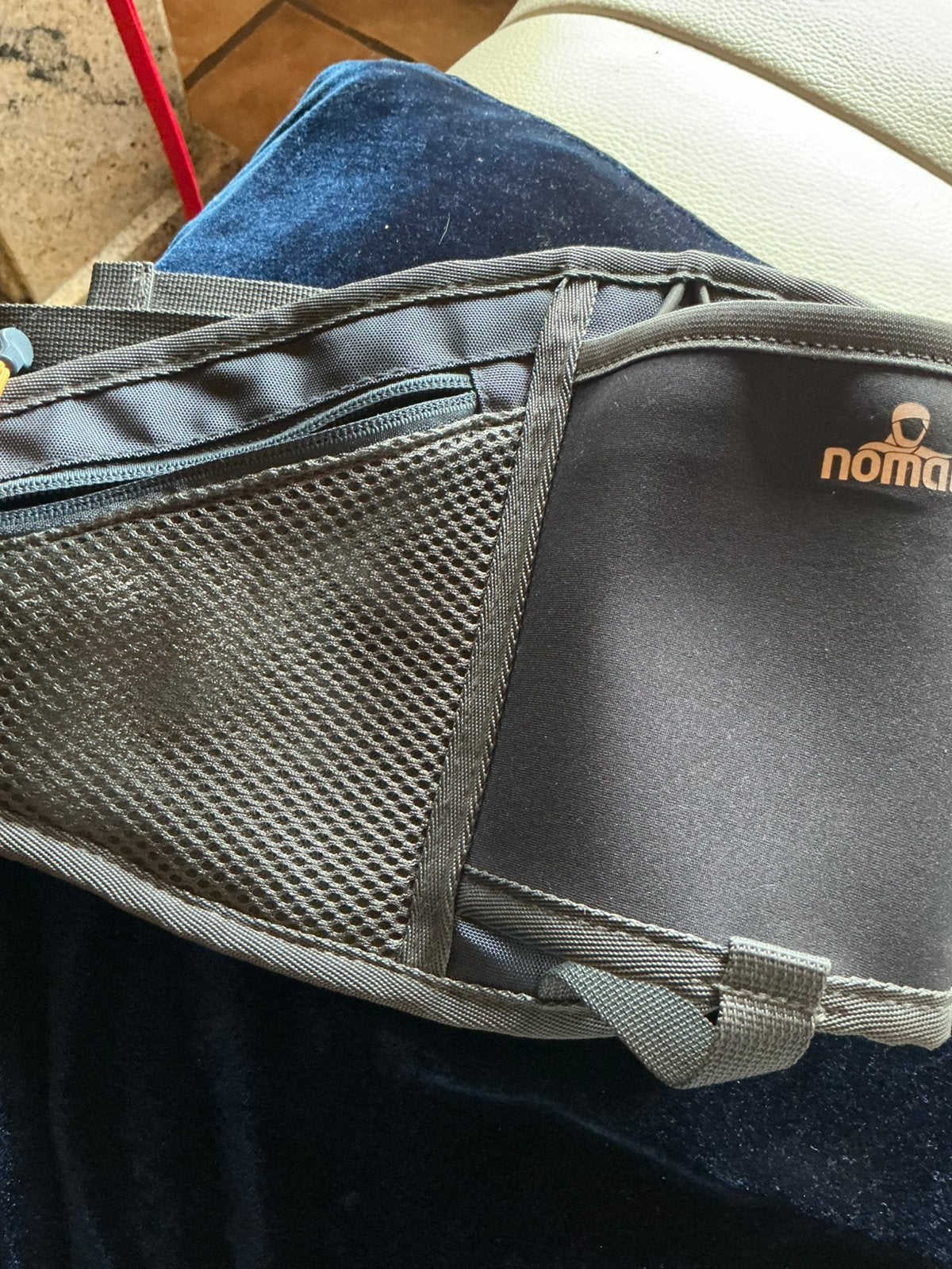 hondenband, Dieren en Toebehoren, Hondenkleding, Ophalen, Zo goed als nieuw