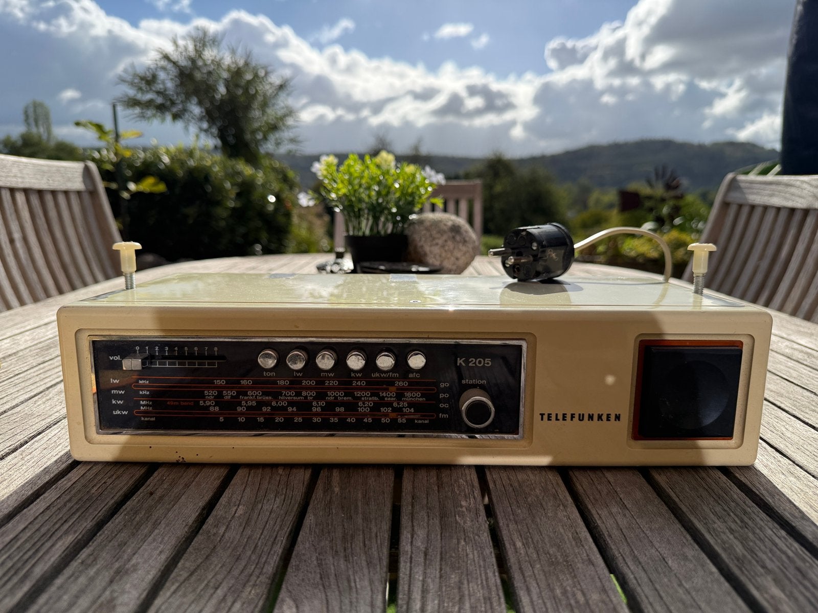 Radio vintage Telefunken K 205 – Années 70, TV, Hi-fi & Vidéo, Enlèvement, Utilisé, Radio