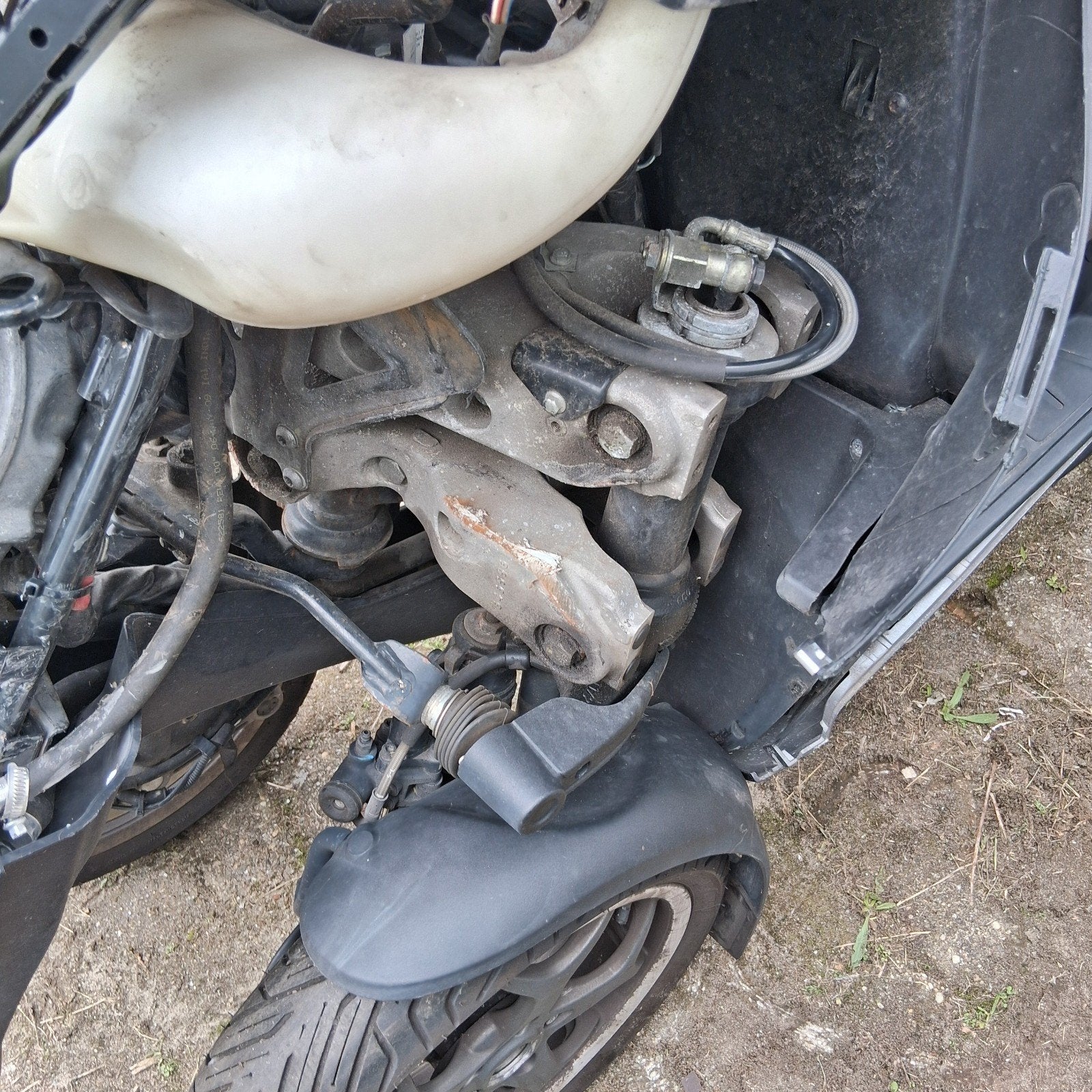 piaggio mp3 500 lt 2017 schade, Motos
