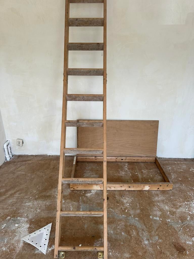 Trappe de grenier ancienne avec échelle escamotable en bois, Enlèvement, Utilisé, Bois, Vintage