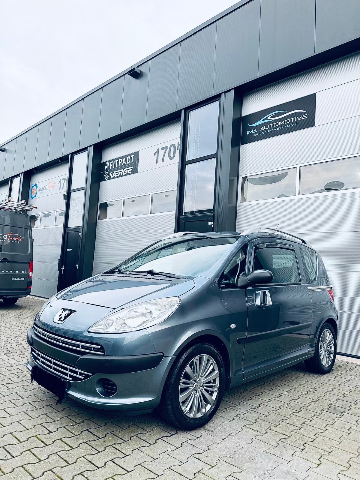 Peugeot de Uniek mooie PG 1007 Luxe Model Met keuring, Autos, Achat, Particulier, ABS, Électrique