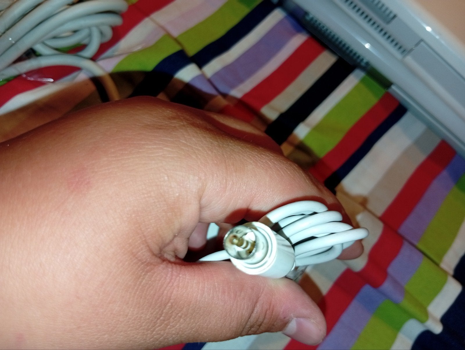 Pc apple ( i book g 4 + i book classic) et chargeur, Ophalen of Verzenden