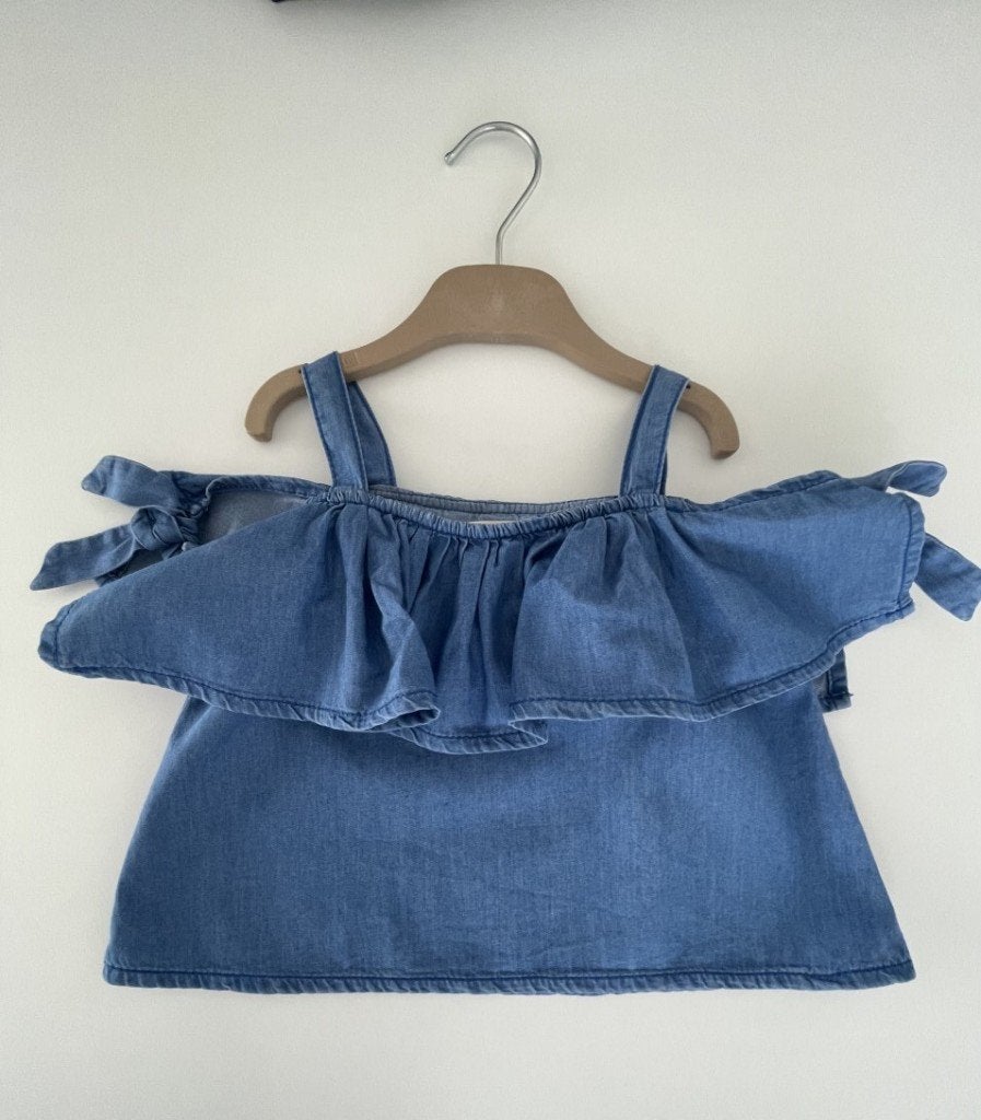 Blauwe jeanstop maat 110, Meisje, Overhemd of Blouse, Ophalen of Verzenden, Zo goed als nieuw