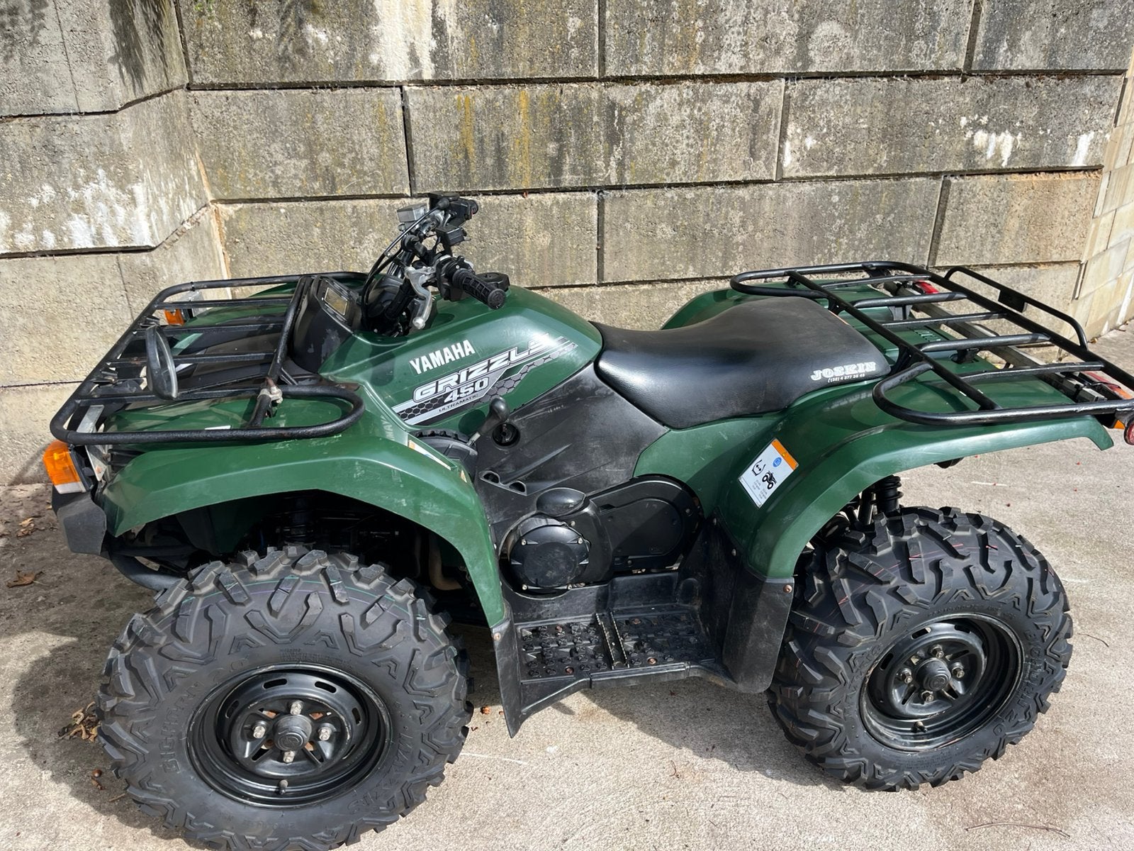 Yamaha grizzly 450, Motoren