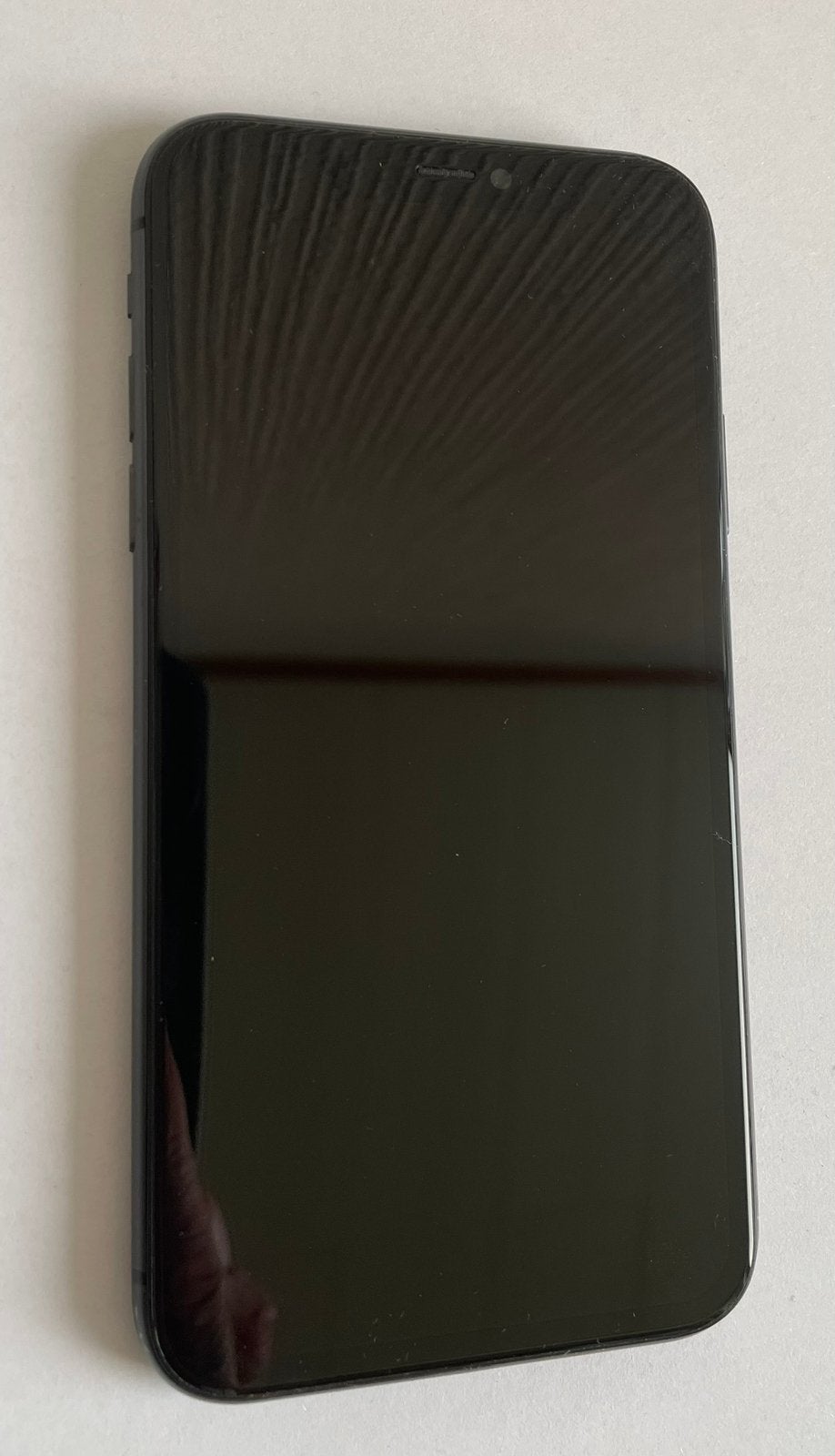Iphone 11 Ecran neuf. Batterie 100%. + accessoires., Enlèvement ou Envoi, Utilisé