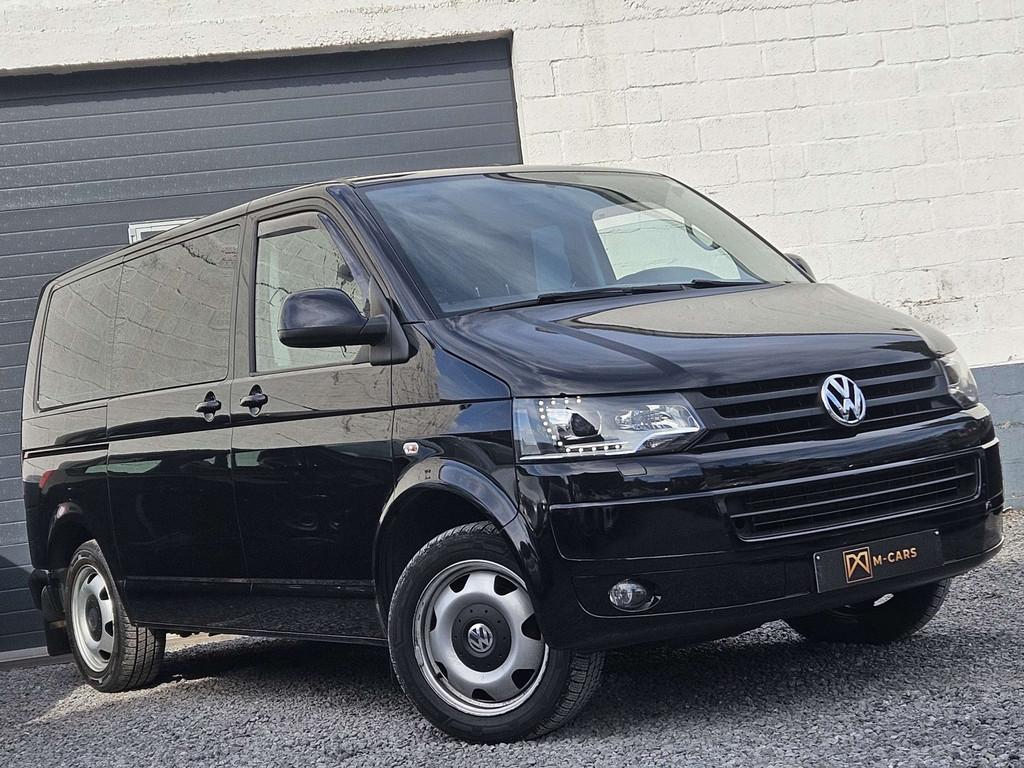 Volkswagen Transporter Multivan 4 MOTION * DSG * 5 PLACES *, Auto's, Volkswagen, Zwart, 4 cilinders, Zwart, Bedrijf