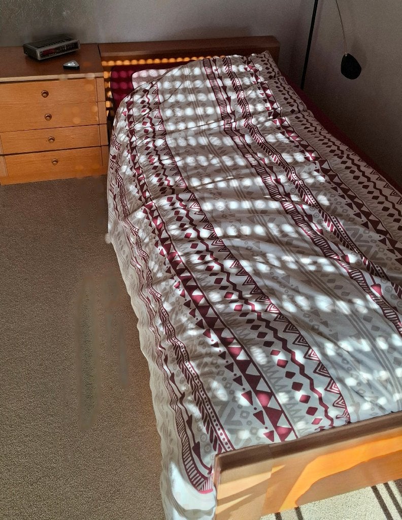 nachtkastje 4 schuiven + 1 persoonsbed  - Latoflex, Ophalen, Gebruikt, 90 cm, Eenpersoons
