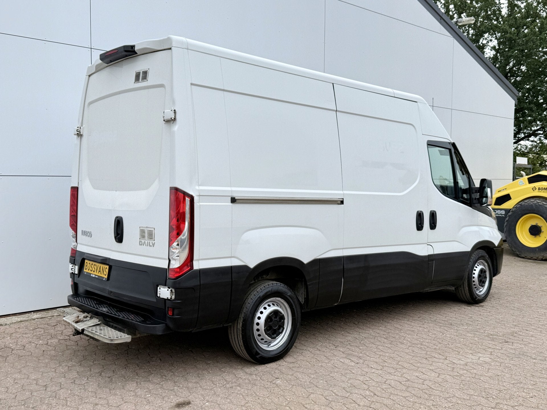 Iveco Daily 35S14 2.3 352 L2H2 Airco Cruise Control 3,5tons, Achat, Volant multifonction, Entreprise, Boîte manuelle