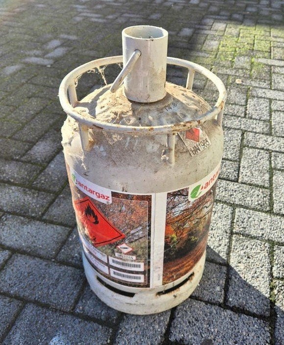 bouteille de gaz, Enlèvement