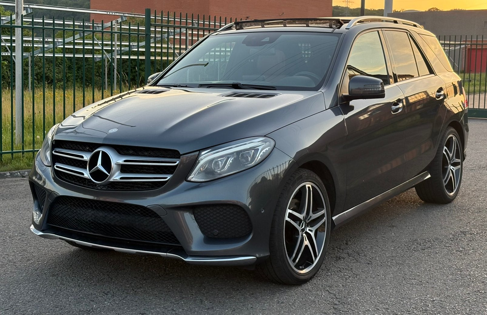 Mercedes-benz GLE 350 CDI PACK AMG, Autos, Mercedes-Benz, Particulier, GLE, Caméra de recul, Automatique, Cuir, Enlèvement