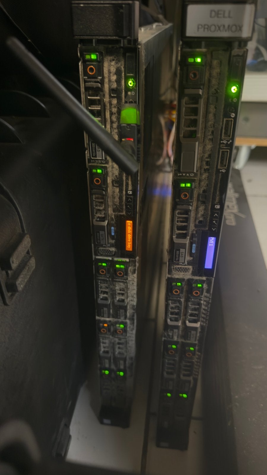 2 x Serveur Dell E26s (r630), Informatique & Logiciels, Serveurs, Enlèvement, Utilisé