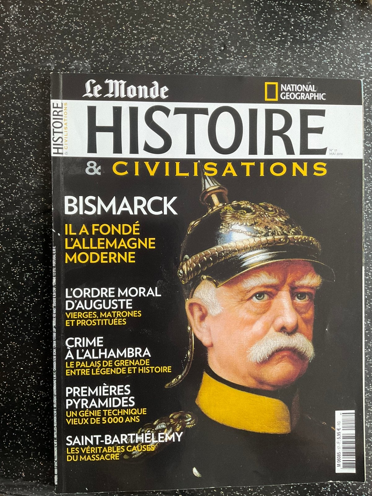 Livre Histoire et civilisations Mai 2016 n 17, Enlèvement ou Envoi, Comme neuf