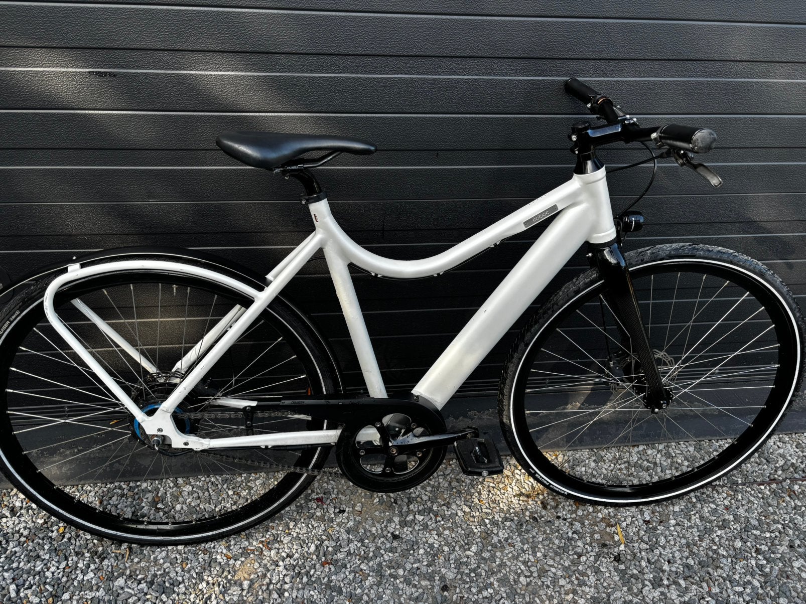 Elecrische damesfiets / stadsfiets coboc, Ophalen, Gebruikt
