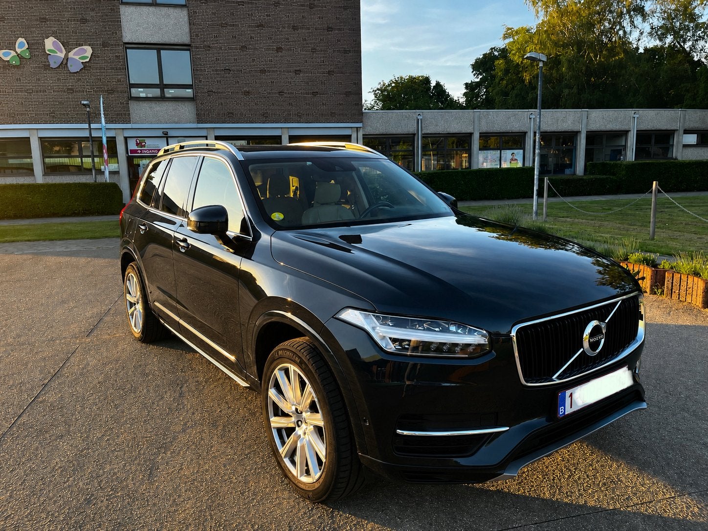 Volvo XC90, 1800 kg, Blauw, 7 zetels, Leder