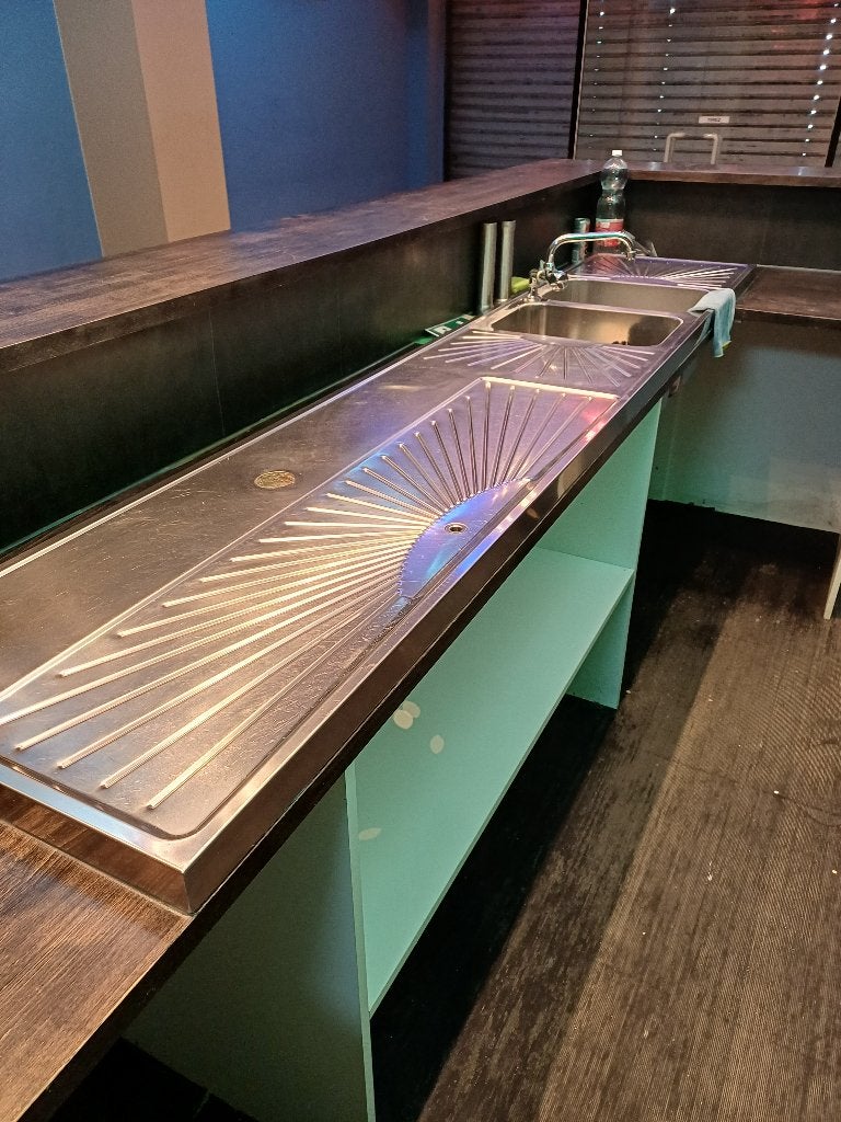 Evier bar, Enlèvement, Boissons