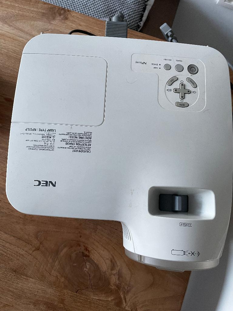 Projector, TV, Hi-fi & Vidéo, TV, Hi-fi & Vidéo Autre, Enlèvement, Utilisé