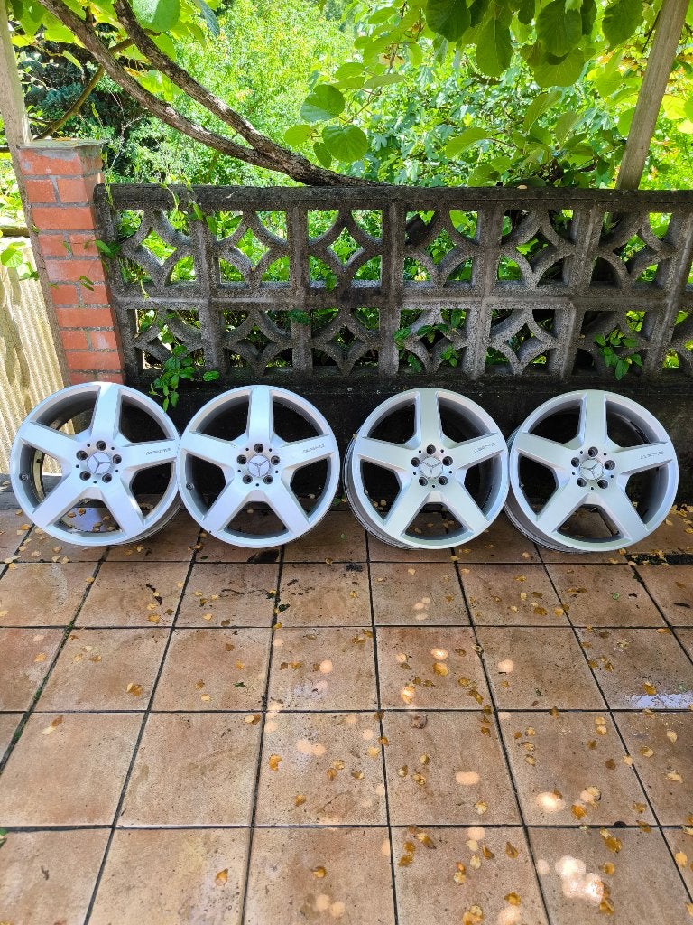 Jantes Origine Mercedes AMG classe R TPMS 19", Autos : Pièces & Accessoires, Pneus & Jantes, Enlèvement ou Envoi, Jante(s)