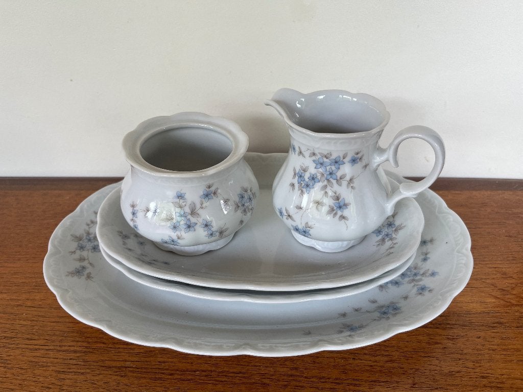 Lot Mitterteich Bavaria met blauw bloemmotief, Antiek en Kunst, Ophalen of Verzenden