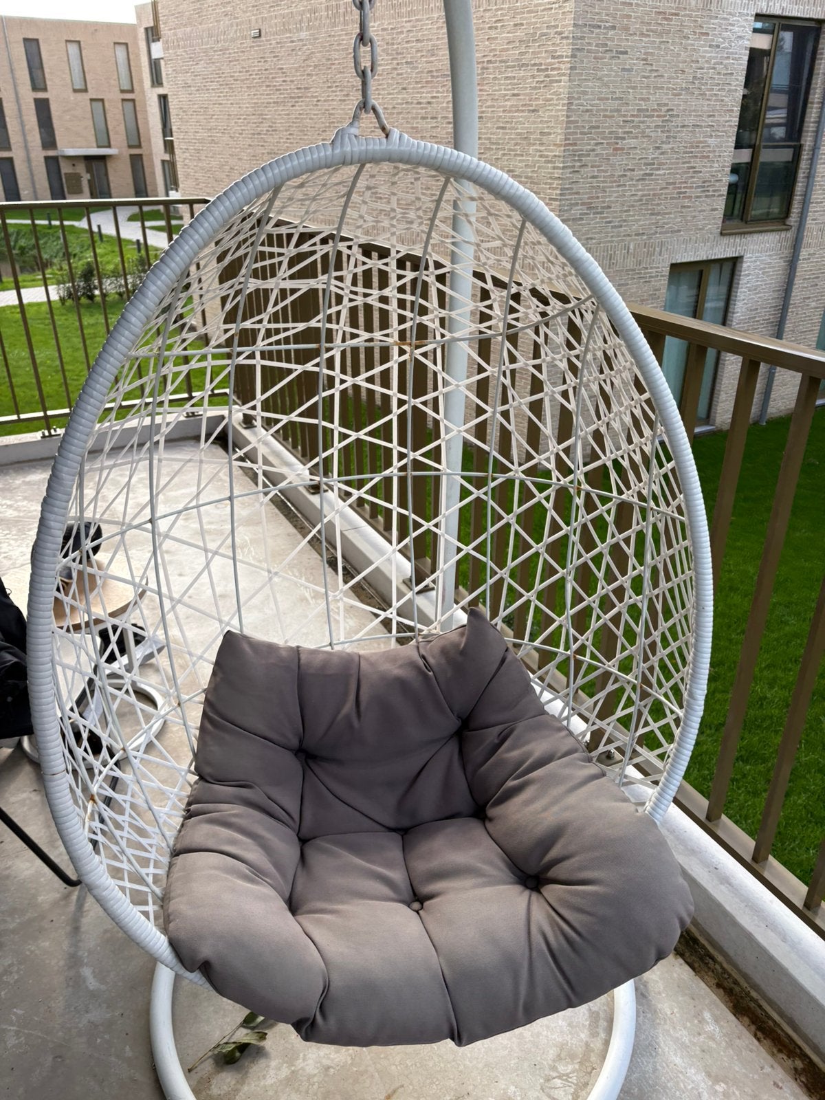 Schommelstoel met kussen, Tuin en Terras, Ophalen, Gebruikt