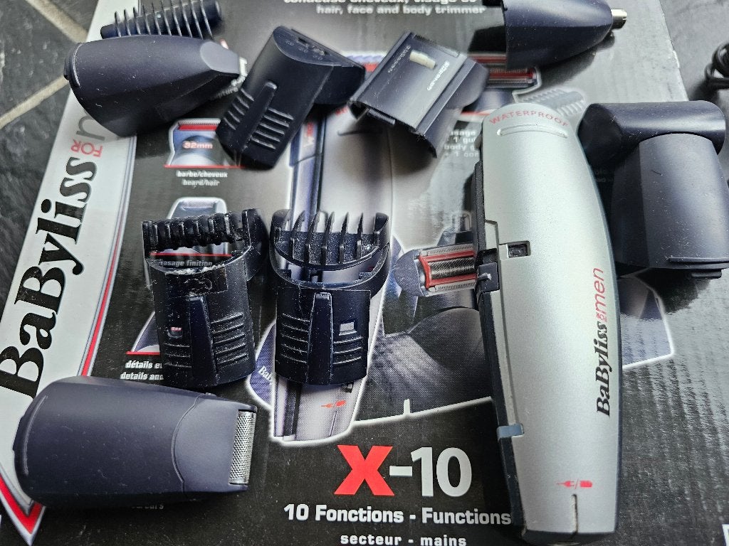 Tondeuse Babyliss X-10 avec 10 fonctions complète, Electroménager, Équipement de Soins personnels, Utilisé, Rasage ou Épilation