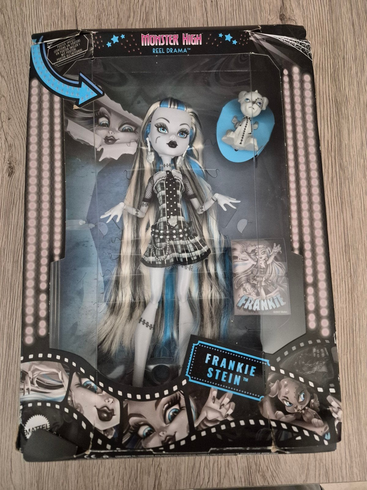 Monster High Barbie neuve, Ophalen