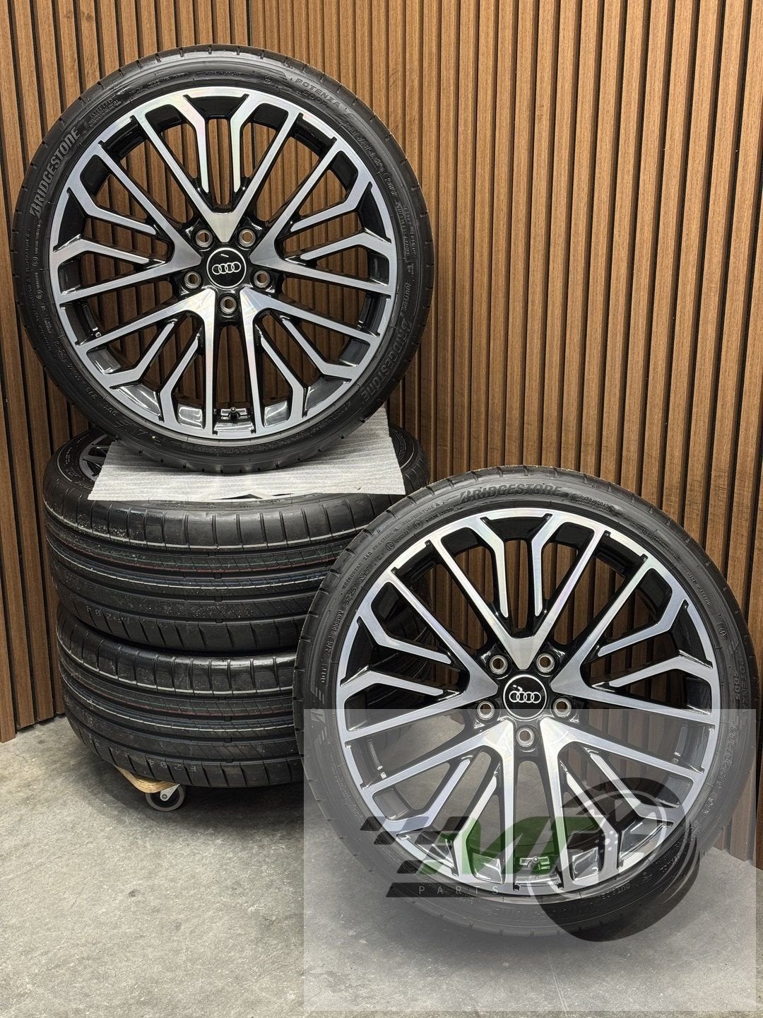 19" Audi S3 A3 8Y 8V Sportback MULTISPAAK 235 35 NEW BTW OEM, Neuf, Pneus et Jantes, Véhicule de tourisme, Pneus été