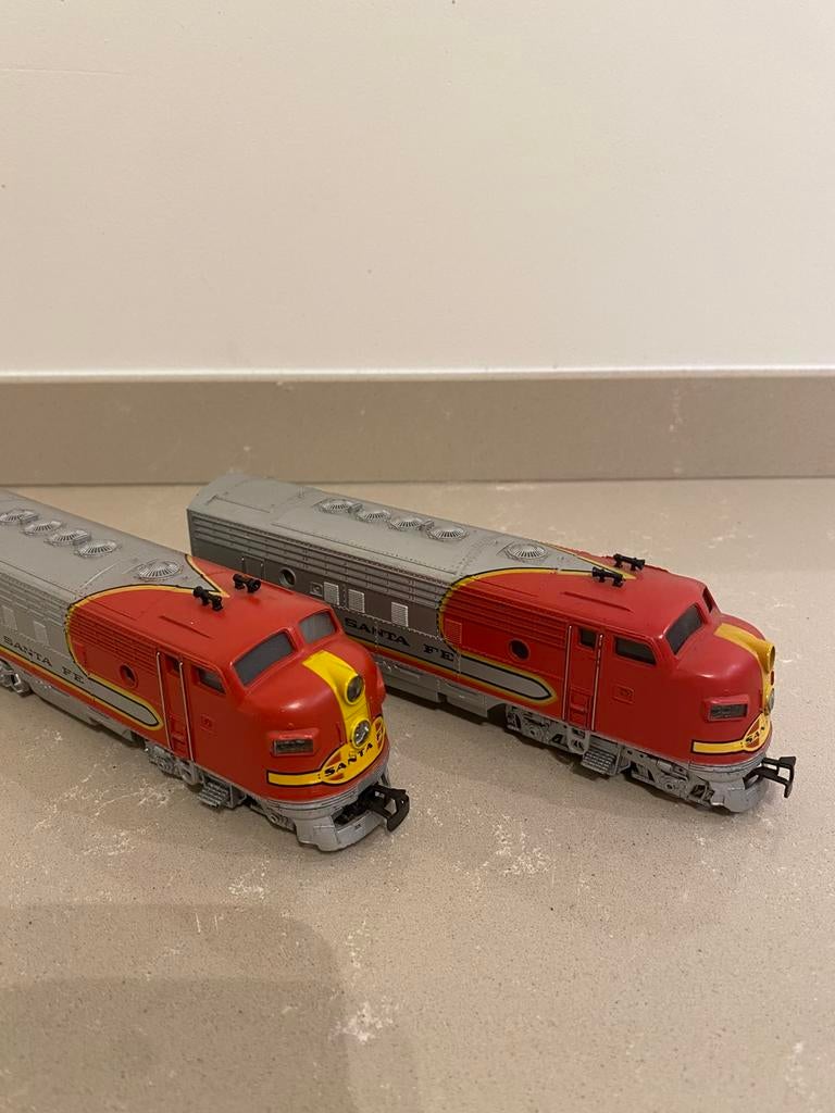 Marklin santa fe 3060 en bijwagen 4060, Analogique, Enlèvement ou Envoi, Courant alternatif, Utilisé