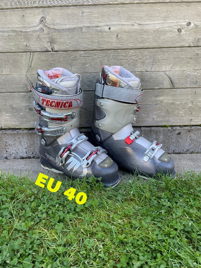 Tecnica Vento 6 dames skibotten met hot form 26 cm (EU 40), Sport en Fitness, Gebruikt, Schoenen, Ski, Ophalen