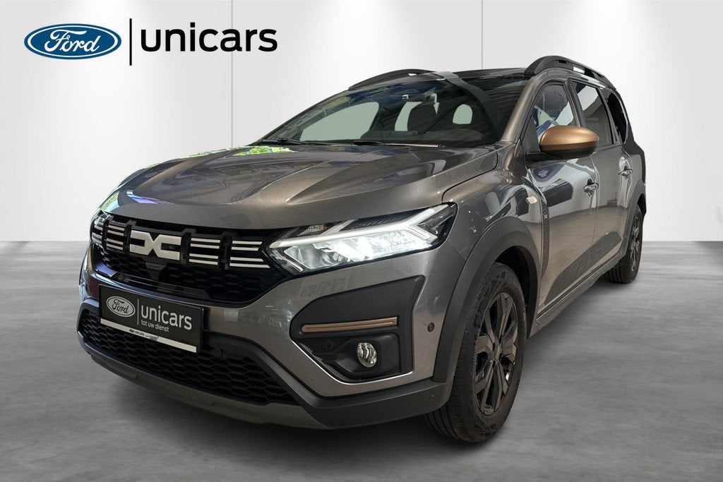 Dacia Jogger Hybrid 140 Extreme 7 zitplaatsen, Gebruikt, 750 kg, 4 cilinders, 1600 cc