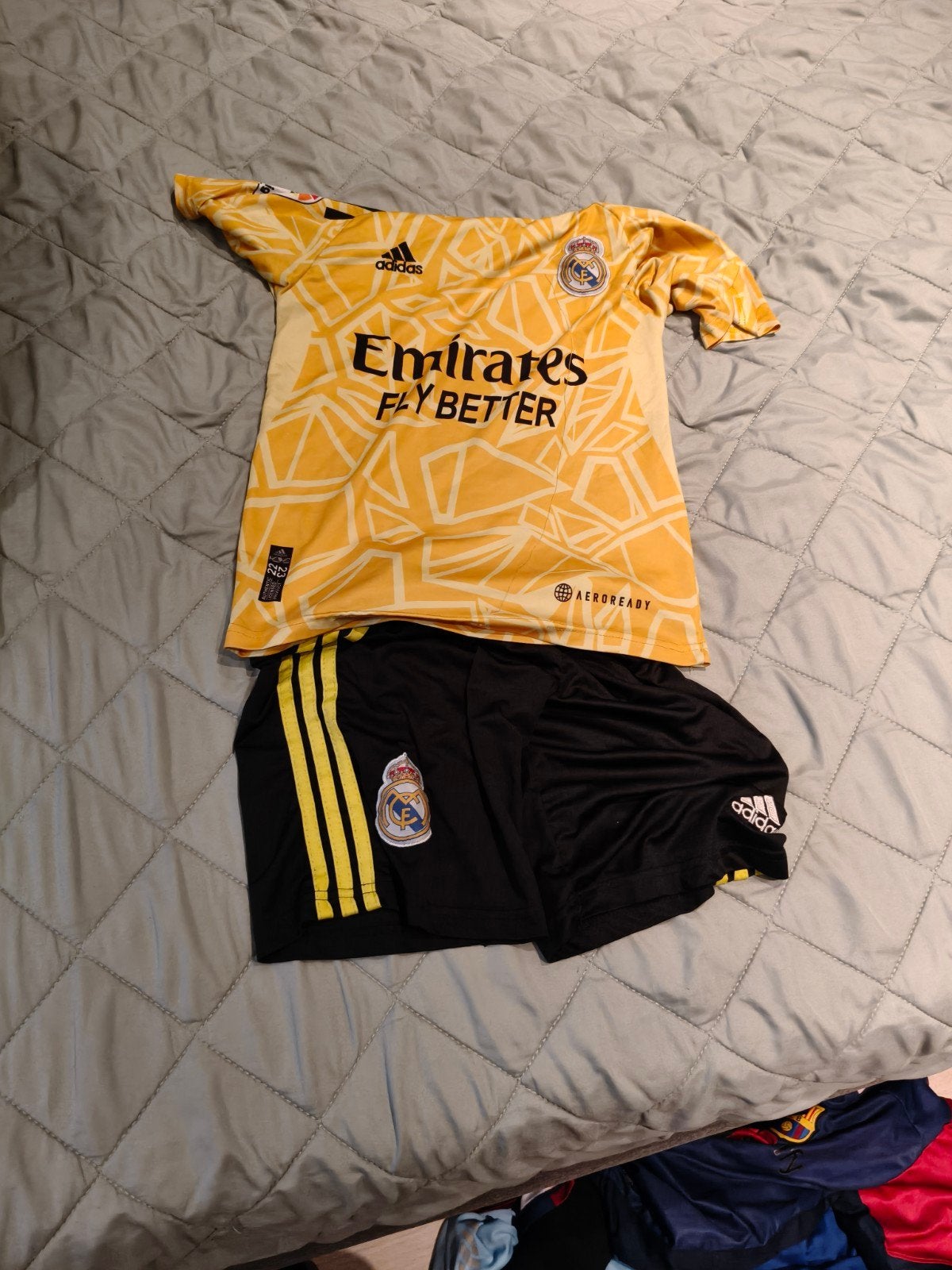 Courtois keeper van de Belgen 10 euro maat 12 en 14, Sport en Fitness, Ophalen of Verzenden, Shirt