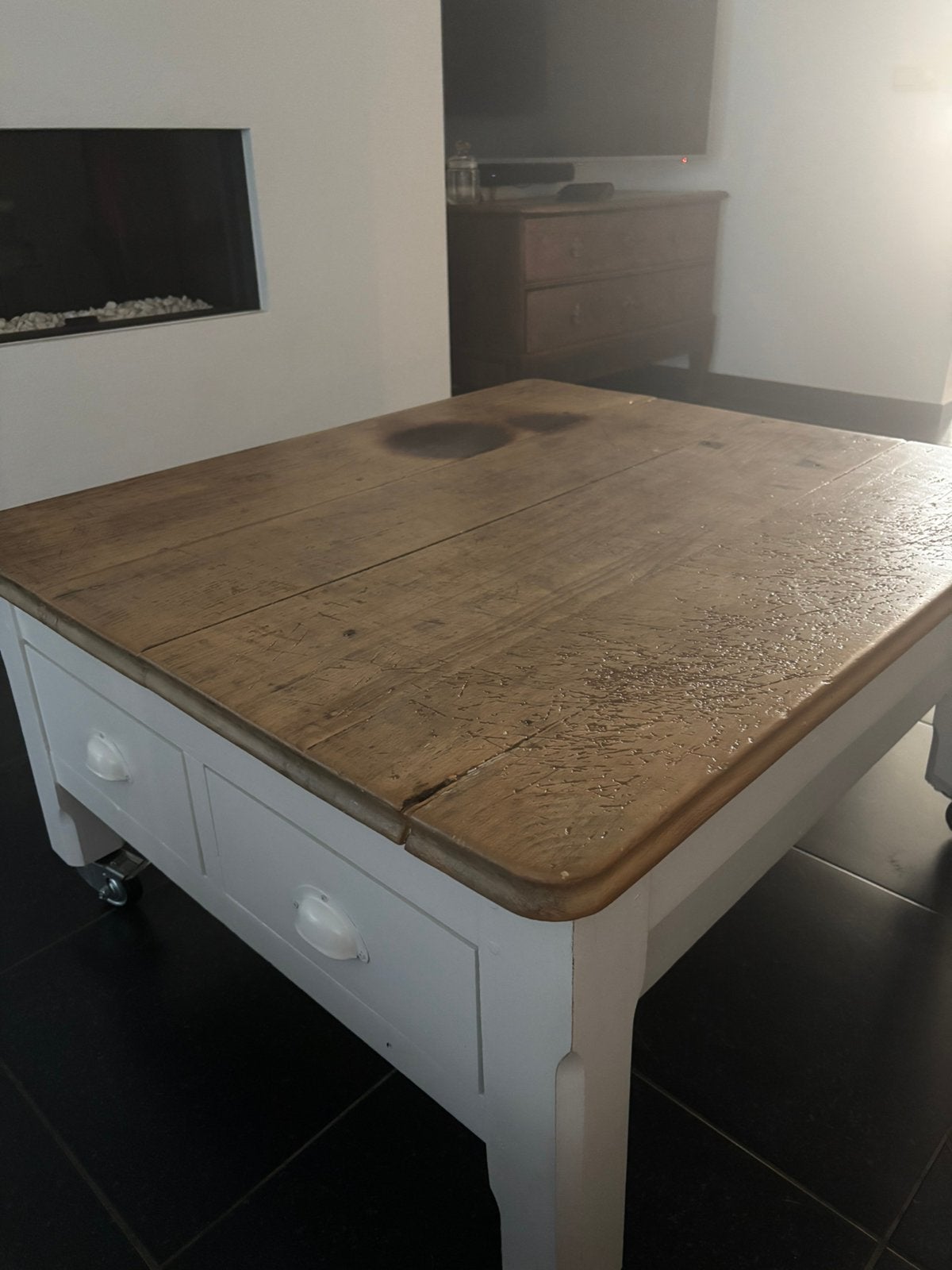 Tot salontafel omgevormde bakkerstafel, Huis en Inrichting, Tafels | Salontafels, Ophalen, Gebruikt, 50 tot 100 cm, Eikenhout
