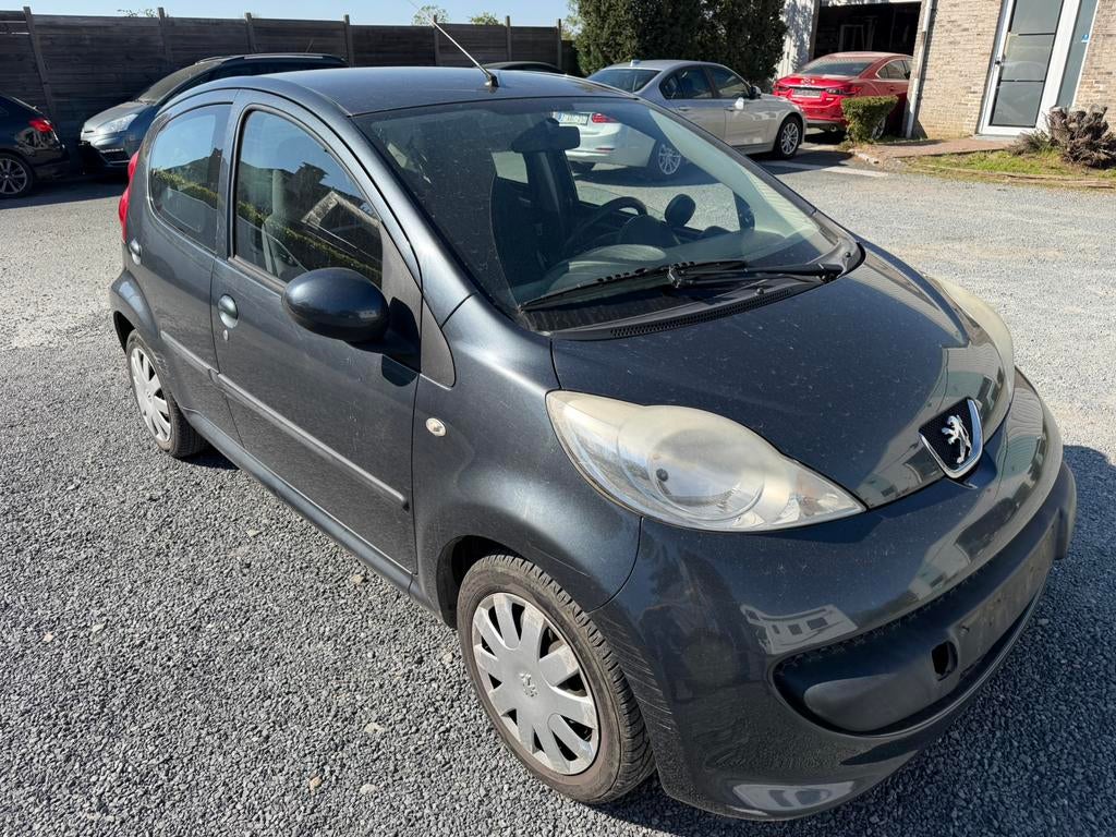 Peugeot 107 automaat., Auto's, 4 zetels, Stof, 50 kW, Zwart