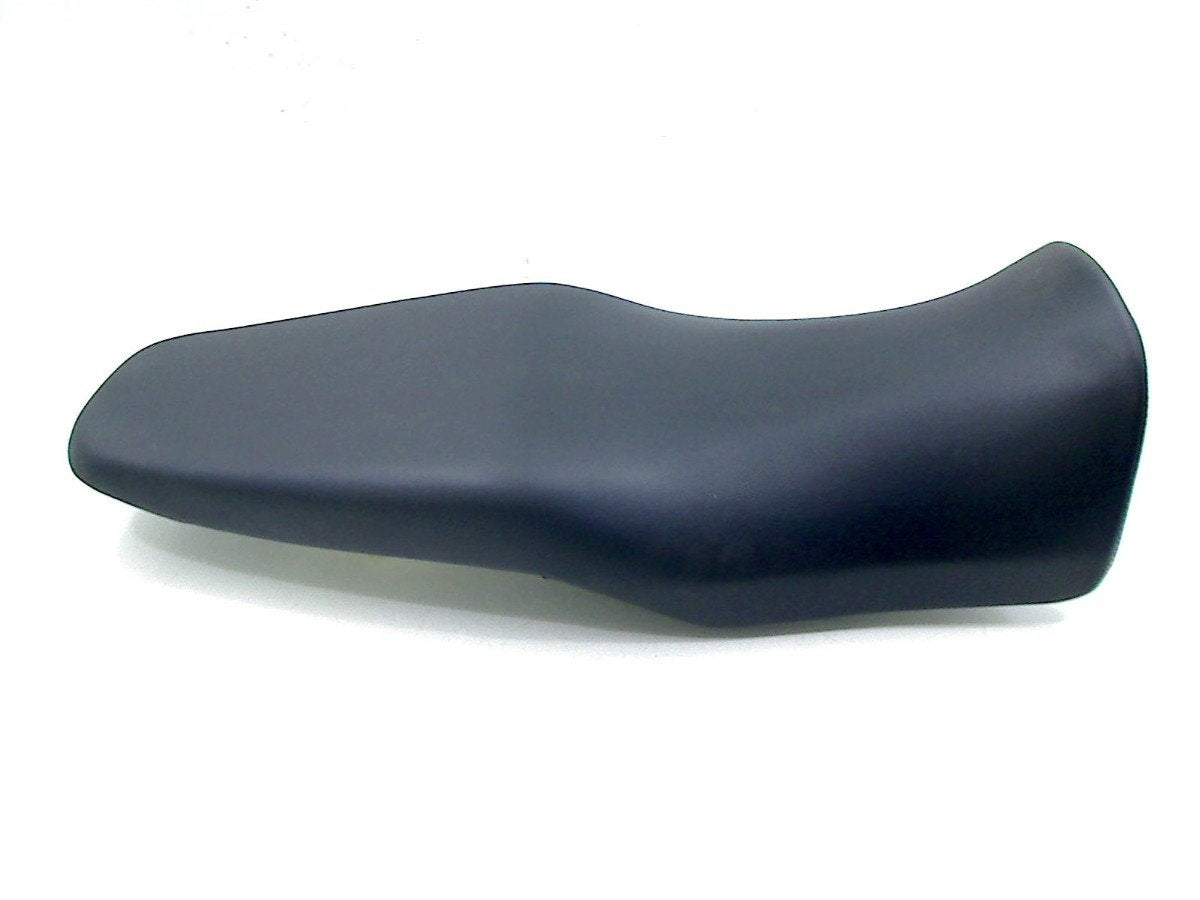 SIEGE COMPLET Honda CBF 125 (01-1970/-) (77200-kon-d007-20), Dhr. S. di Majo, Utilisé, Info@cama-motorparts.nl, P.J. Troelstraweg 8 8
3144 CX  MAASSLUIS, NL