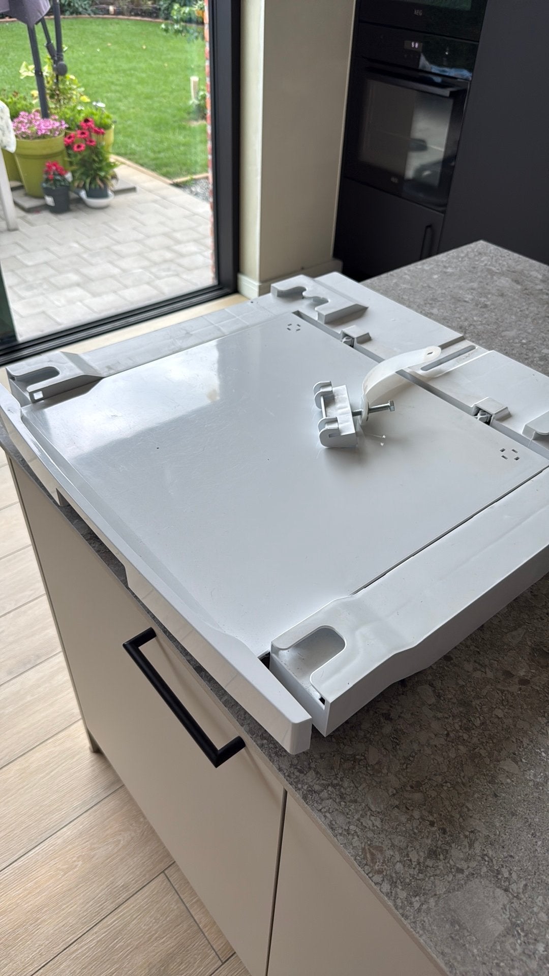AEG stapelkit wasmachine/droogkast, Ophalen, Zo goed als nieuw
