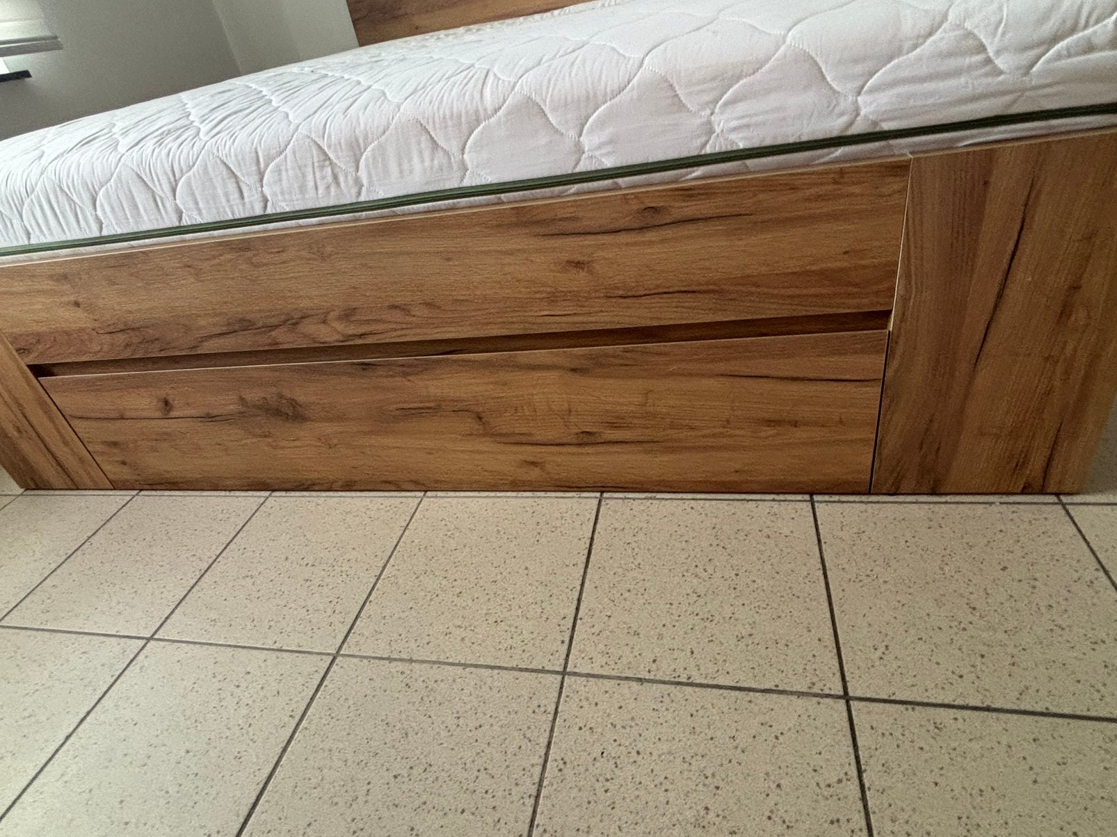Bed met drie lades +latebodem en matras, Huis en Inrichting, Slaapkamer | Complete slaapkamers, Ophalen, Zo goed als nieuw