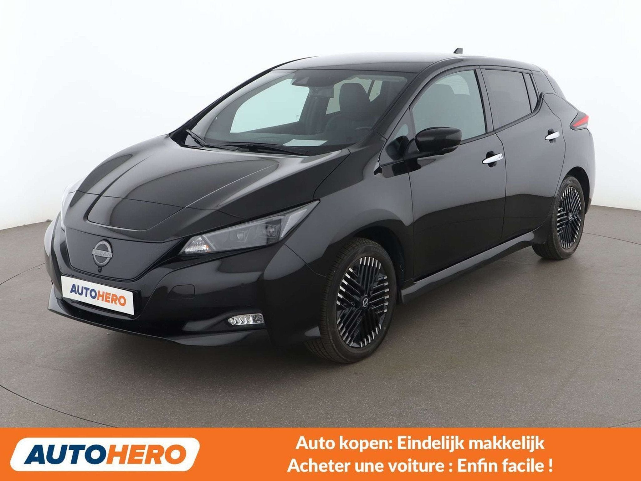 Nissan Leaf electric drive 160 kW N-Connecta (bj 2022), Auto's, Gebruikt, Zwart, Zwart, Elektrisch
