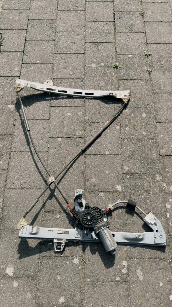 Moteur de lève-vitre Peugeot 206 porte droite 3 portes, Enlèvement, Peugeot