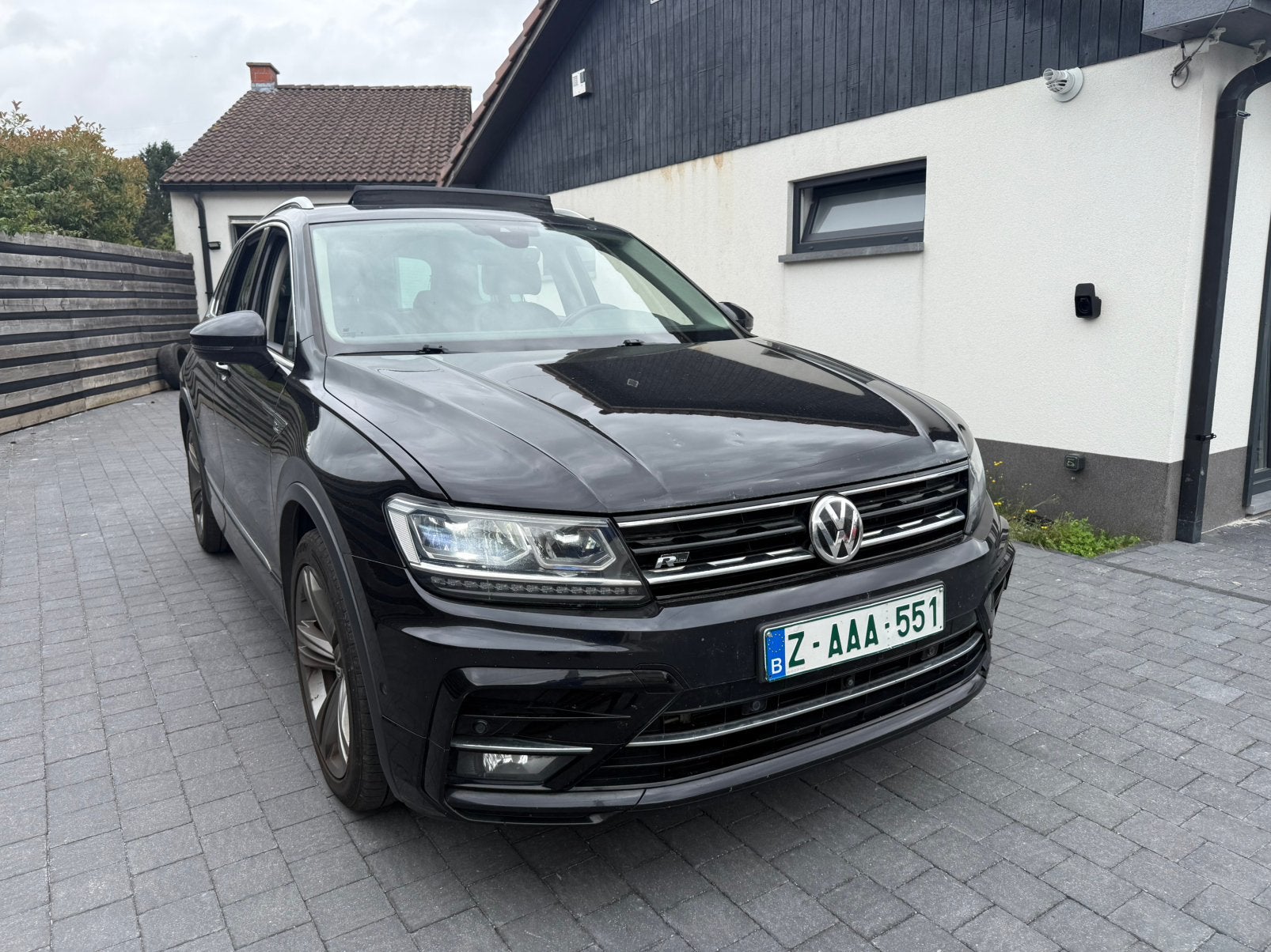 Vw tiguan 2.0 TDI rline (85kw), Autos, Volkswagen, Cuir, Achat, Entreprise, Boîte manuelle