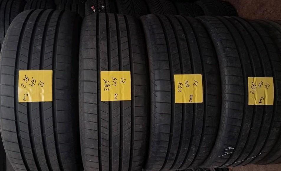 235/45R21 255/40R21 2354521 2554021 Bridgestone 2023, Enlèvement, BMW