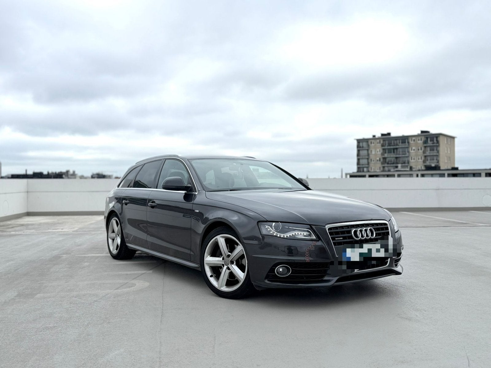 Audi A4 Avant S line Quattro 2.0 TFSI  Advertentie lezen!, Autos, Audi, Euro 5, Achat, Ordinateur de bord, Entreprise
