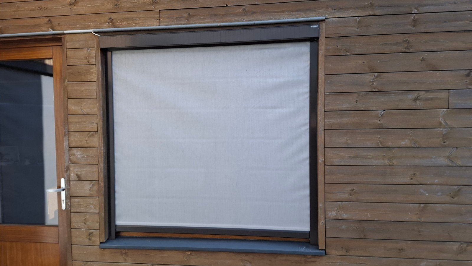 3 zonnescreens Harol, Doe-het-zelf en Bouw, Rolluiken, Ophalen, Gebruikt
