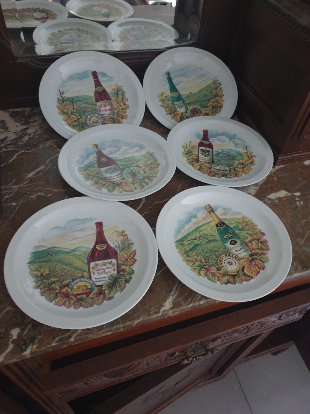6 assiettes à fromages, Enlèvement