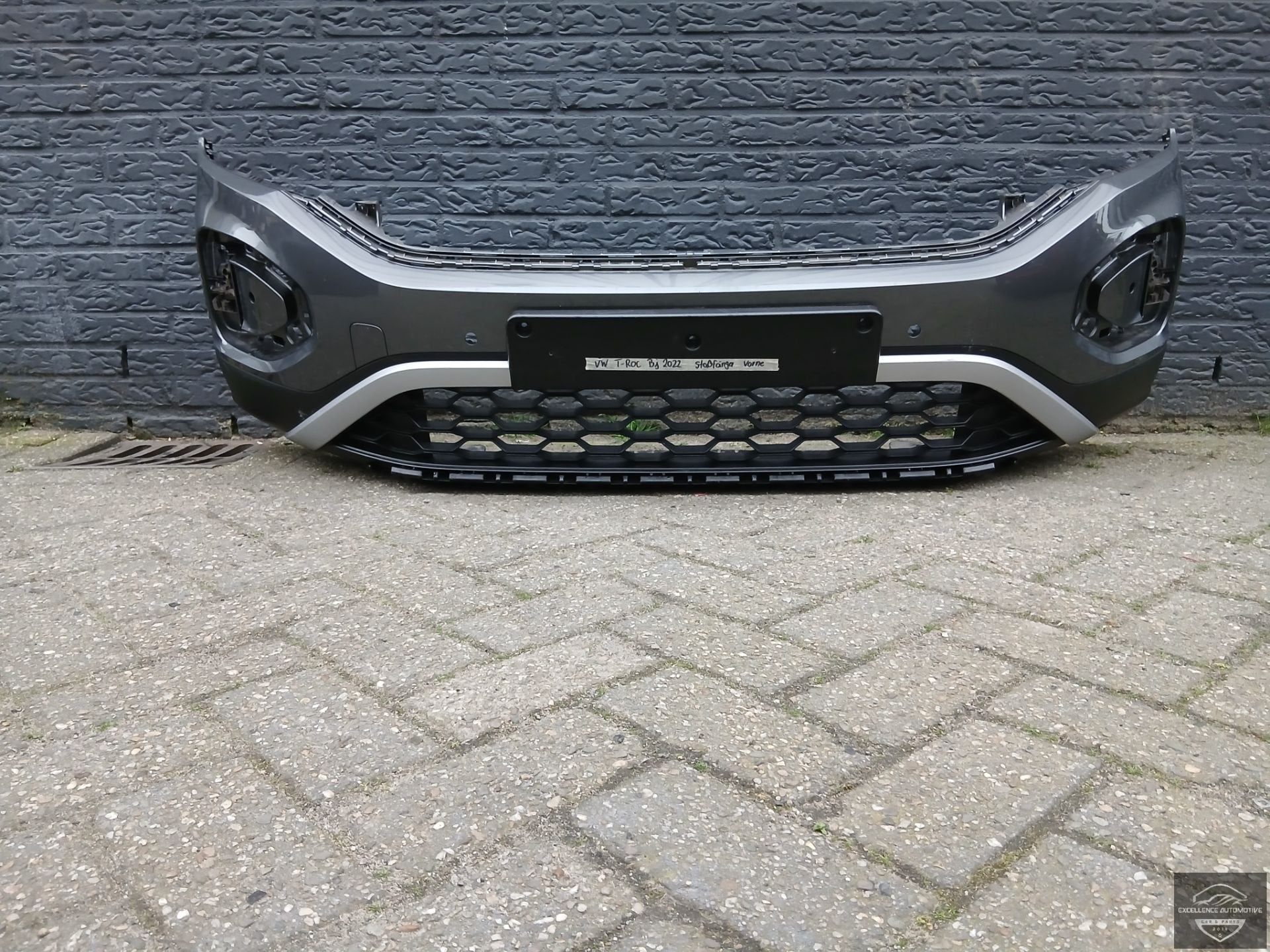 VW T-Roc Facelift 2020+ Voorbumper Bumper 6xPDC Origineel!, Gebruikt, Volkswagen, Volkswagen AG, Vw@volkswagen.de