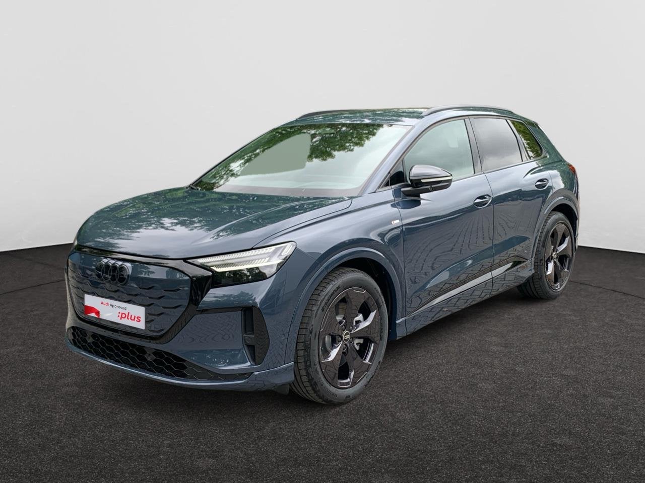 Audi Q4 e-tron 82 kWh Performance Corporate S, Auto's, Android Auto, Blauw, Elektrisch, Handgeschakeld
