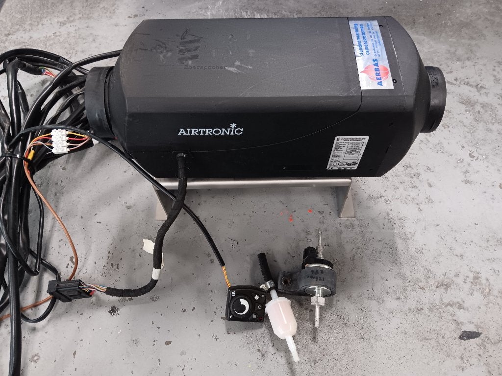 Eberspacher Airtronic D4 Plus 12 v Verwarming        Webasto, Ophalen of Verzenden, Zo goed als nieuw